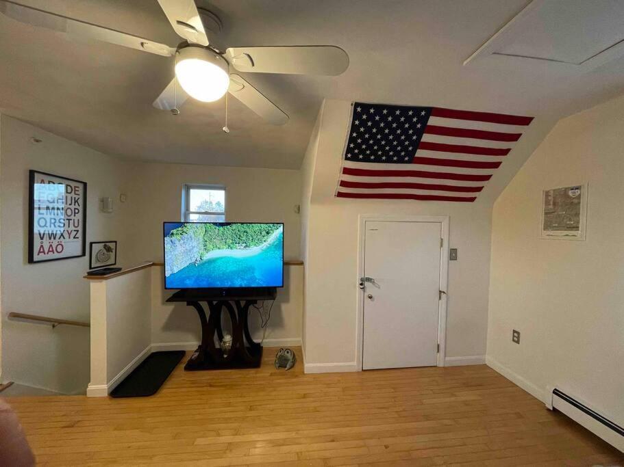 Cozy Condo With All Perks & Parking Close To Encore Casino Everett Exterior photo